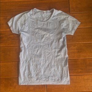 Lululemon shirt women’s size 6